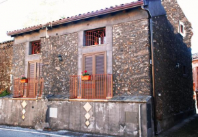 Etna Casa Llera-Antica casa siciliana Milo